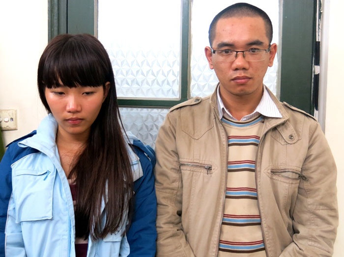 Co gai 9X canh gioi cho nguoi yeu pha ket trom vang hinh anh