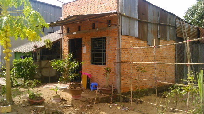 Căn nhà của cô dâu nhí.