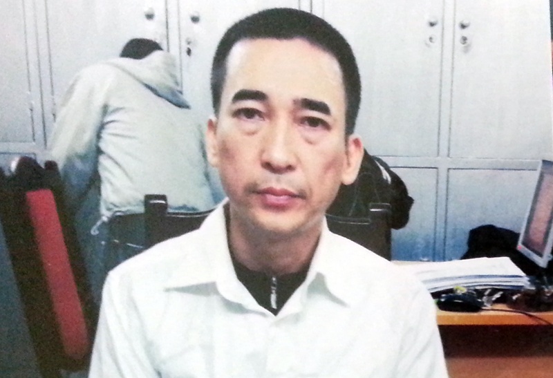 'Phe' vo ca, trum ma tuy cuoi tinh tre kem tuoi con hinh anh