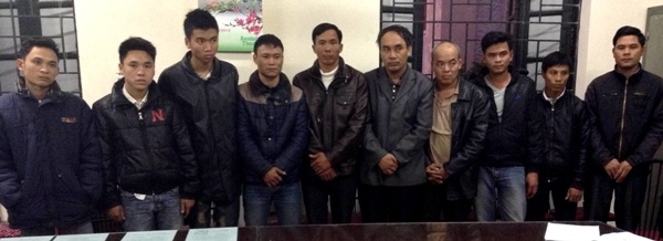 Nhóm người tham gia ẩu đả, gây rối tại cơ quan công an.