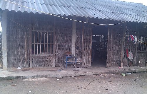 Bo chem chet con ruot 5 tuoi de bat theo…'nguoi am' hinh anh