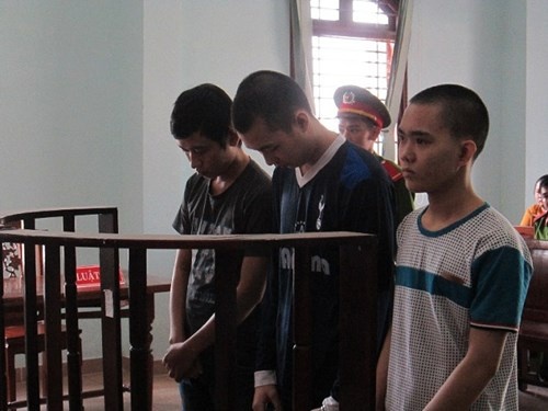 Doi no bat thanh, dan canh cuop nhu phim hinh anh