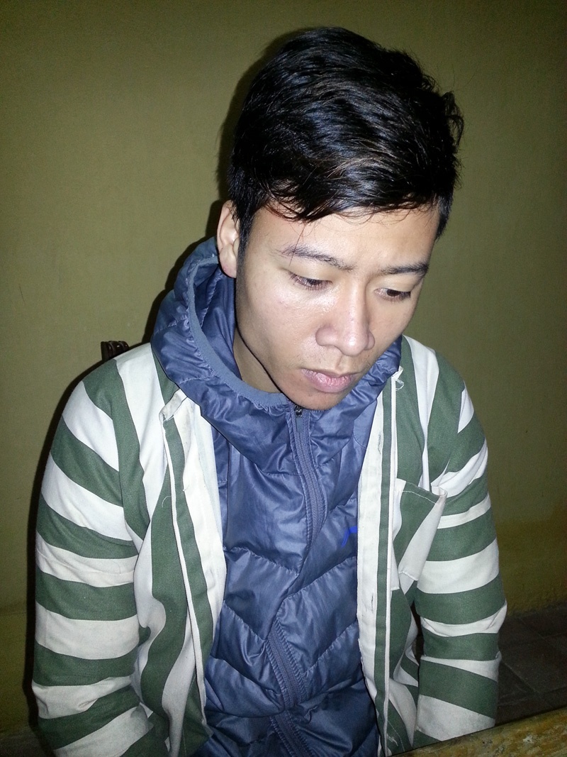 Huy tại cơ quan công an.