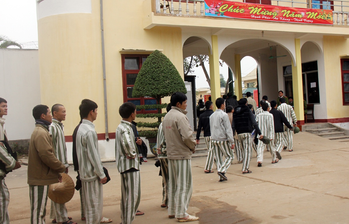 Theo thượng tá Phan Đình Thành - Giám thị trại giam số 3 