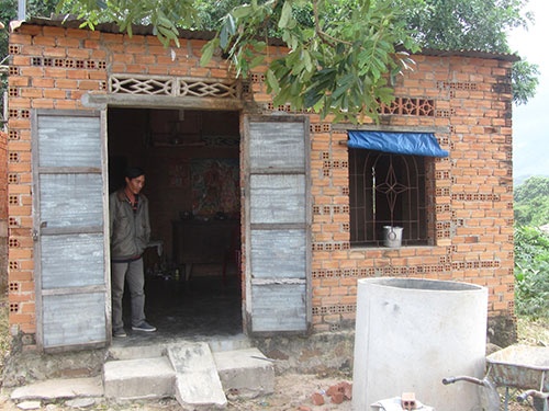 Căn nhà của vợ con Huỳnh Văn Nén vẫn quạnh hiu dù đã 27 Tết.