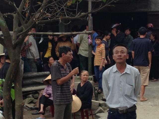 Tu vong sau khi bi cong an xa dua ve tru so hinh anh