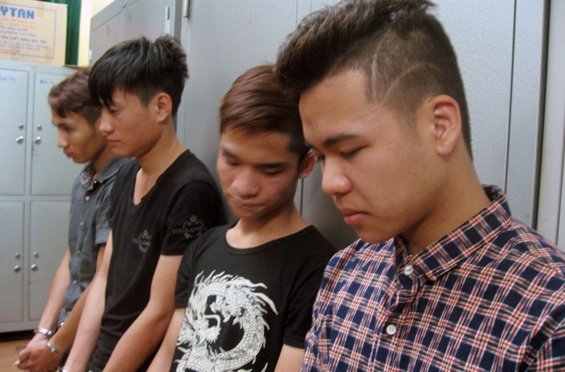 Be trai 6 tuoi bi cuop ke dao o lang Viet kieu chau Au hinh anh