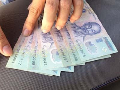 Doa cong bo chuyen dong tinh de tong tien hinh anh