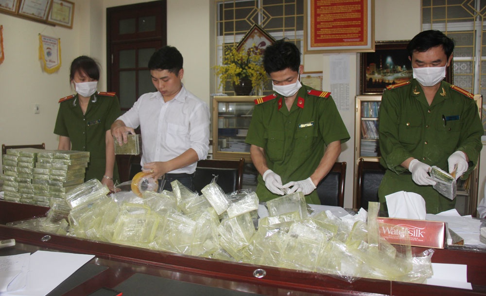 Một lượng lớn ma túy bị bắt tại Lào Cai có nguồn gốc từ nước bạn Lào. Ảnh: Việt Đức.