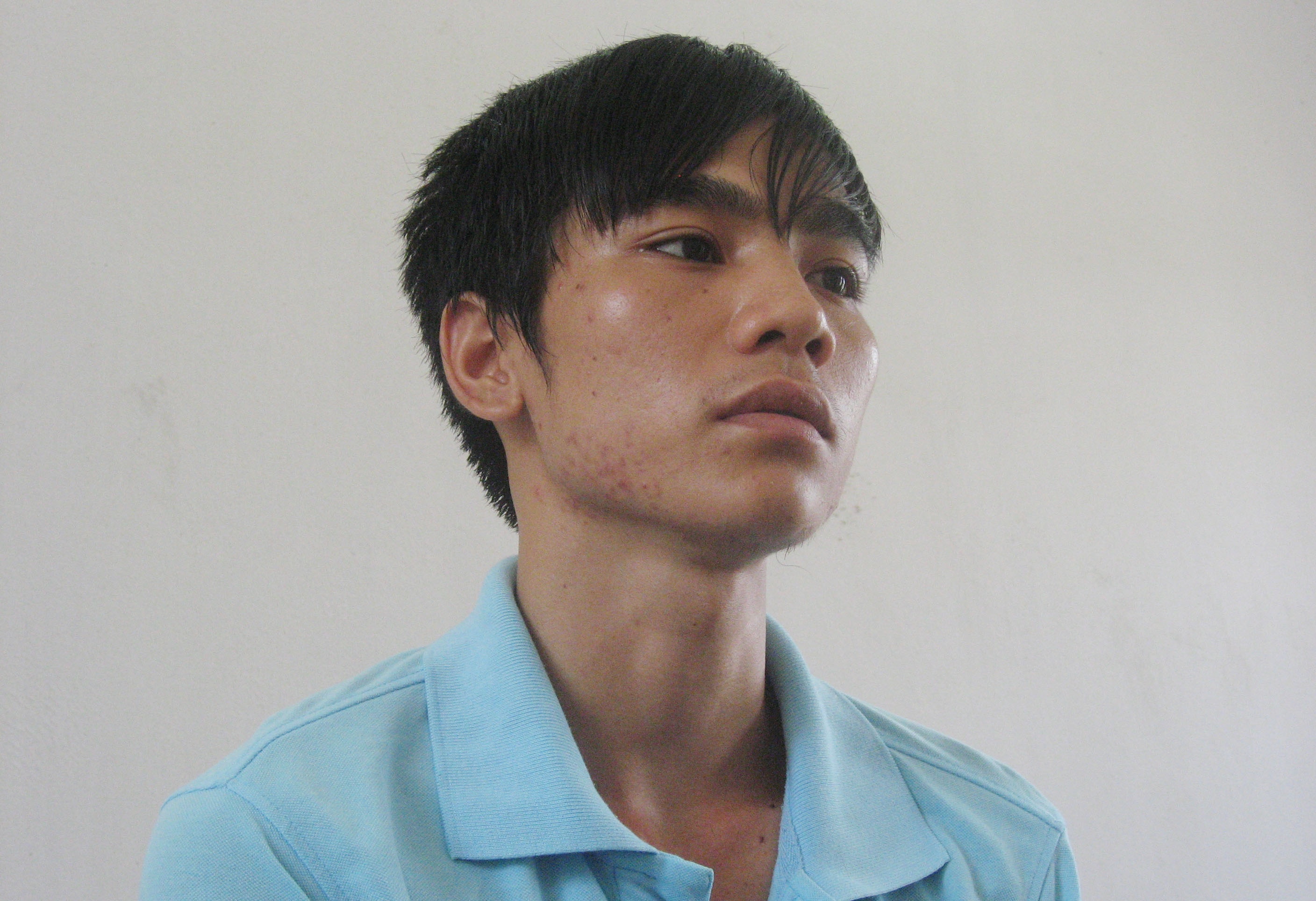 Hung thu doat mang tinh cu truoc ngay len xe hoa roi tu sat hinh anh