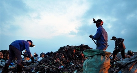 ‘Vua bai rac’ nuoi 19 nguoi ban le ma tuy kiem tien ty hinh anh