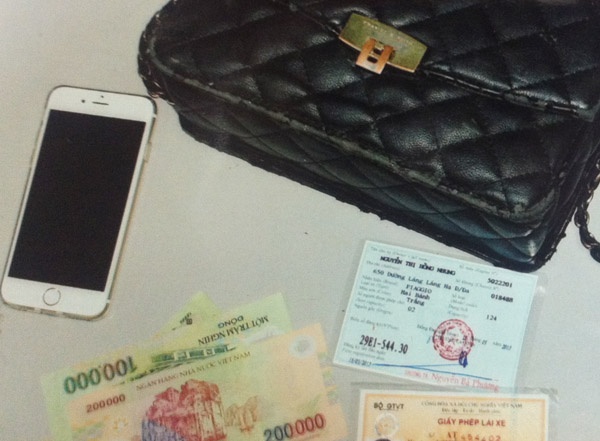 Tang vật vụ cướp được cảnh sát tạm giữ. Ảnh: Cơ quan công an cung cấp.