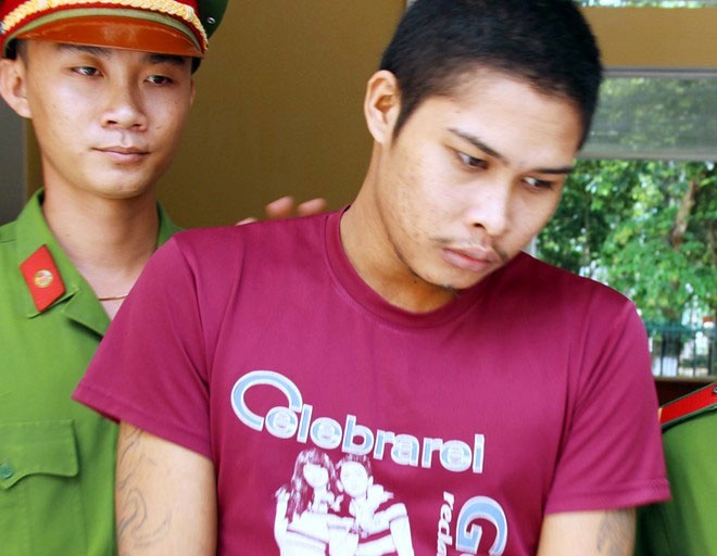 Am anh thieu nu tuoi 15: Do ruou den 'dai gia' cung sa nga hinh anh