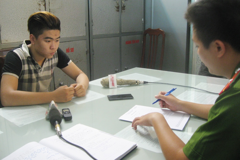 Một quái xế bị khởi tố điều tra. Ảnh: Việt Đức.