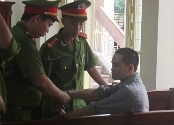 Doat mang tinh dich de bao ve nguoi yeu cu hinh anh