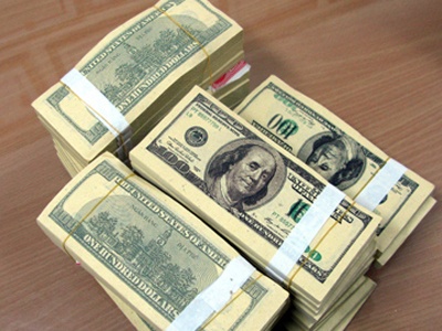 Nghi an khach Tay danh trao 60.000 USD hinh anh