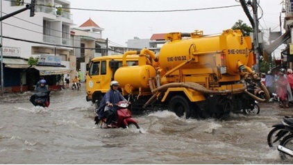 TP HCM bo tri luc luong ung cuu ngap tai 13 tuyen duong hinh anh
