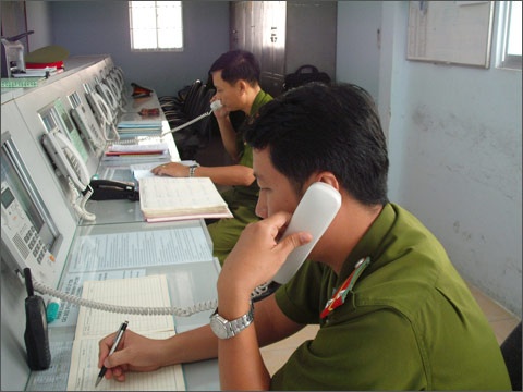 Trieu tap nguoi quay roi tong dai 113, 114, 115 hinh anh