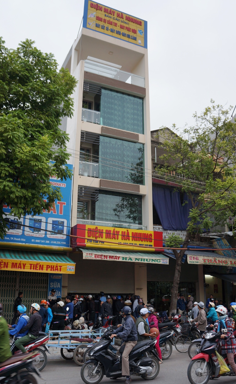 Hiện trường vụ án nằm bên tuyến đường trung tâm TP Thanh Hóa. Ảnh: Việt Đức.