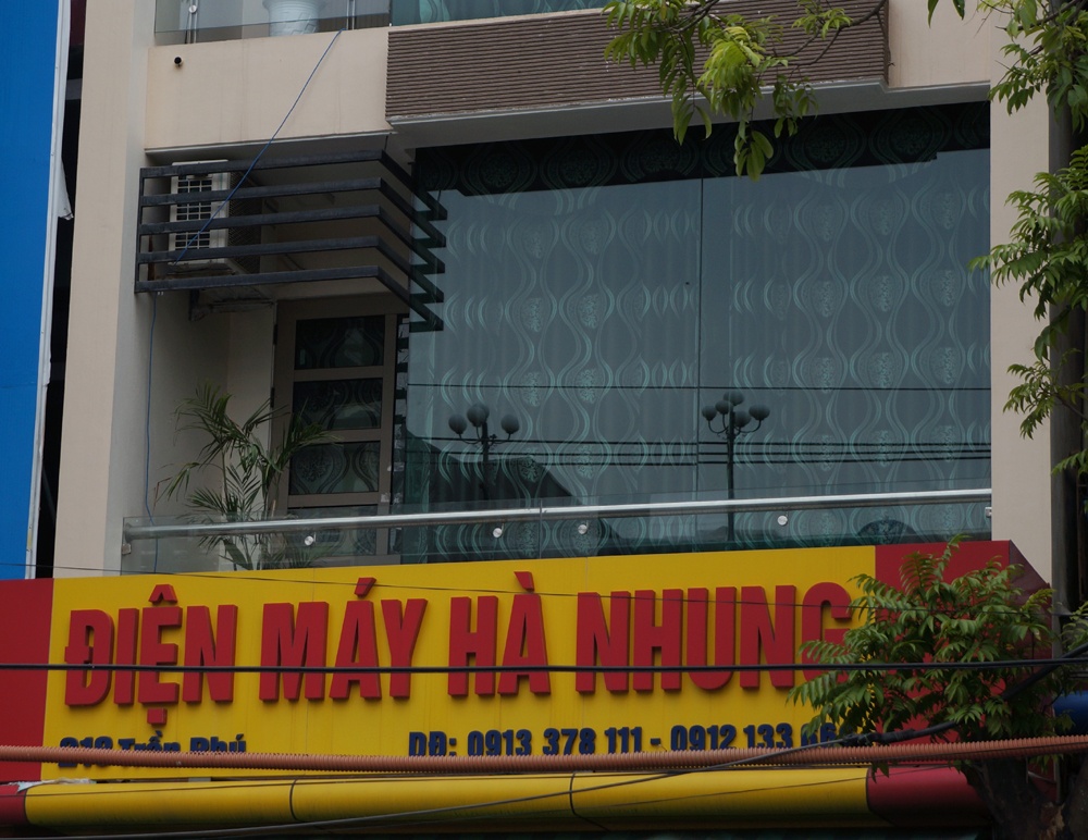 Nghi van chong dau doc vo va 2 con roi tu tu hinh anh