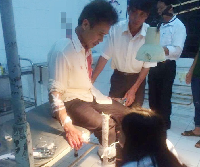 Nghi can 14 tuoi truy sat xe om trong dem hinh anh