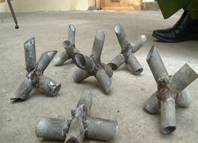 Chông tự tạo làm bằng ông nước phi 21.