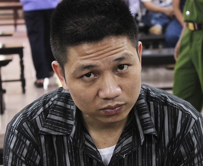 Bat ke danh tai xe taxi tu vong vi khong bat dieu hoa hinh anh