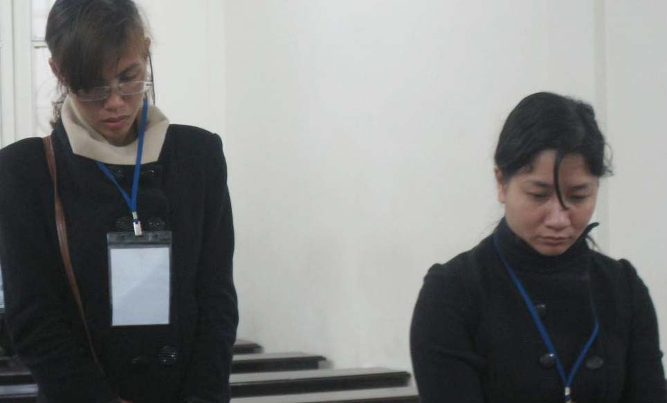 Chiem doat tien bao hiem y te tu viec lam gia ho so san phu hinh anh