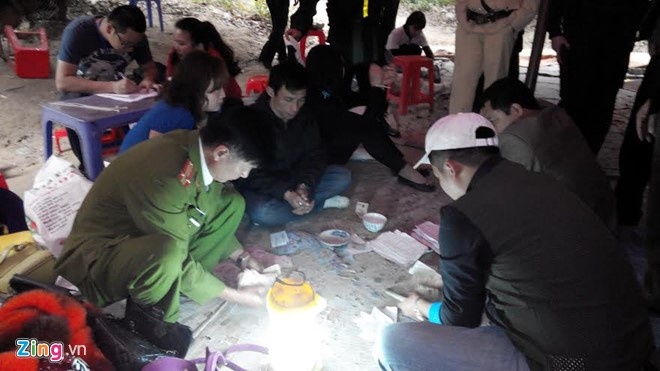 Dùng tàu hỏa đột kích sới bạc ảnh 1 Dung tau hoa dot kich soi bac anh 1