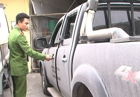 Dong gia chu xe de danh cap oto Ford Ranger hinh anh