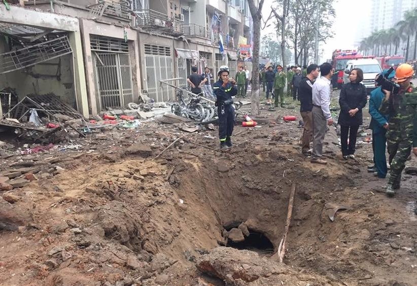 Vu no o Ha Dong: Pho thu tuong chi dao khac phuc hau qua hinh anh