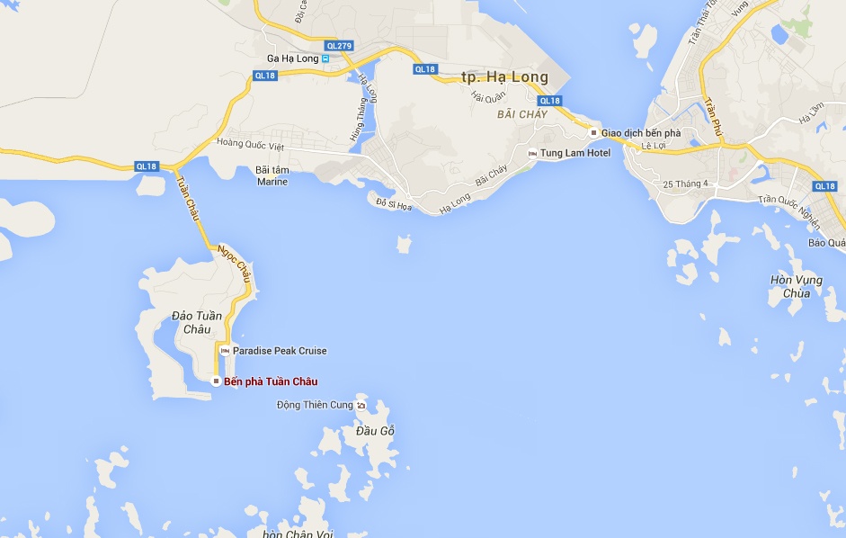 Cháy tàu du lịch ở Hạ Long ảnh 2 Chay tau du lich o Ha Long anh 2