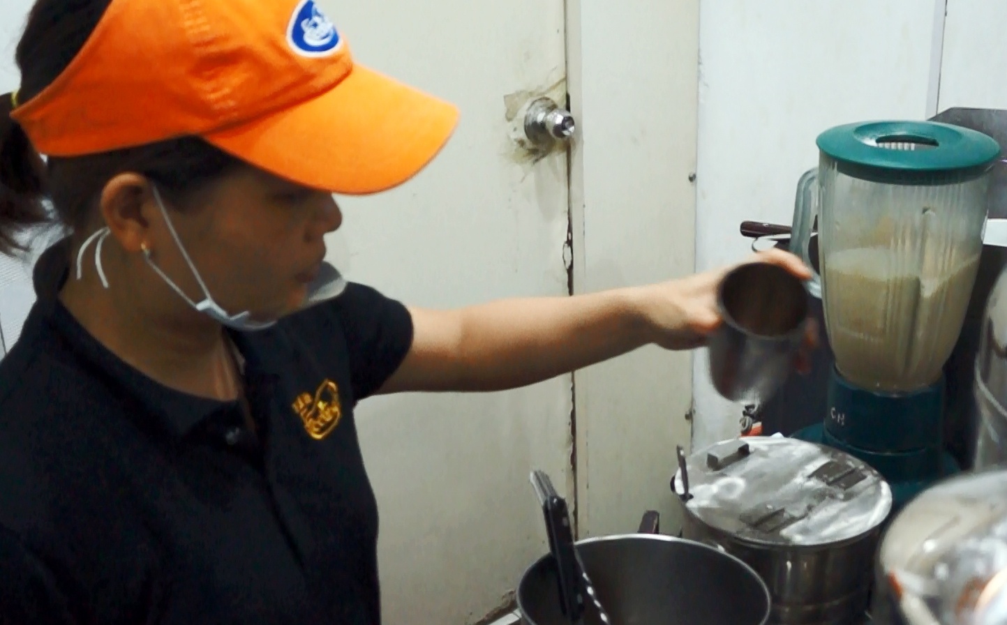 Nghi van tra Feeling Tea dung nguyen lieu khong nguon goc hinh anh