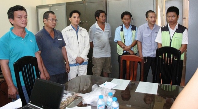 Nhân viên Jetstar trộm dầu máy bay ảnh 1 Nhan vien Jetstar trom dau may bay anh 1