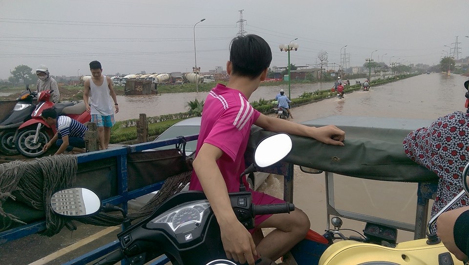 Cheo thuyen tren pho anh 17