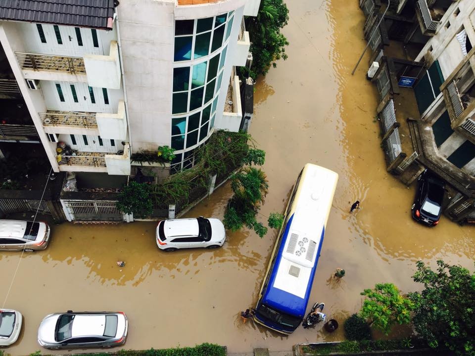 Cheo thuyen tren pho anh 6