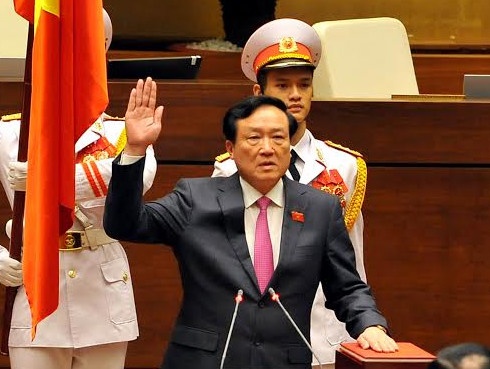 Chanh an Nguyen Hoa Binh: 'Xay dung toa an trong sach' hinh anh