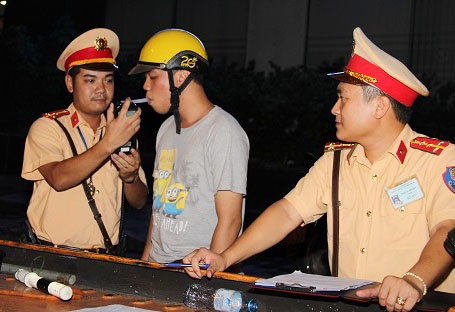 CSGT chot gan quan nhau Sai Gon anh 1