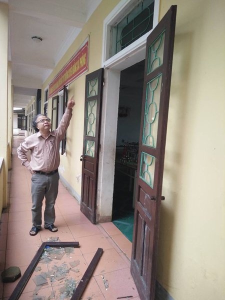 doa ban chet bao ve truong hoc anh 1