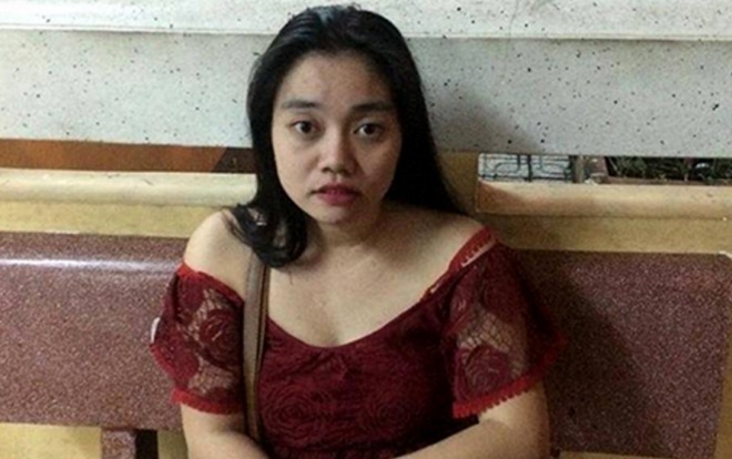 Hot girl lua iPhone anh 1