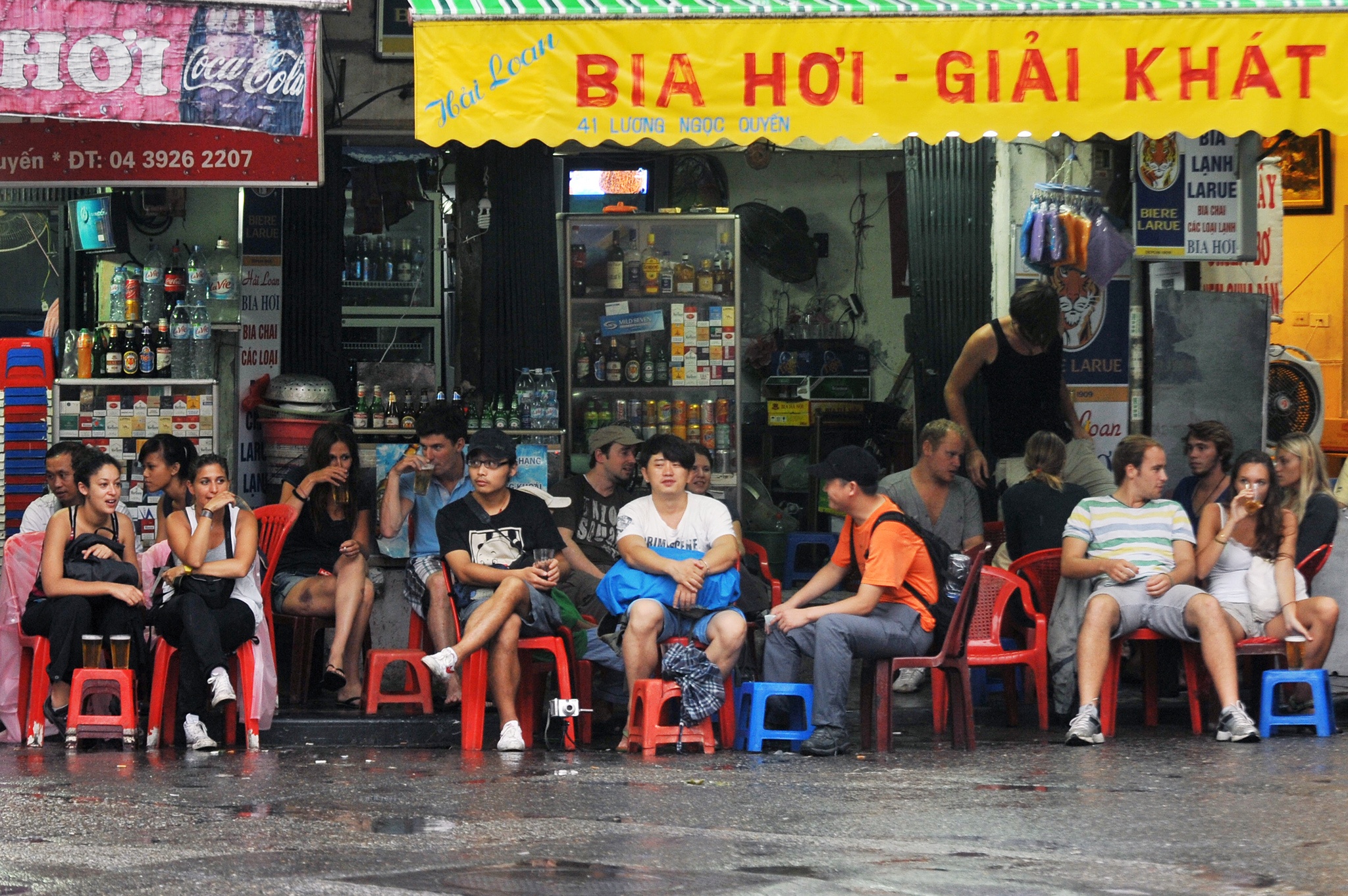 giành lại vỉa hè ảnh 2 gianh lai via he anh 2