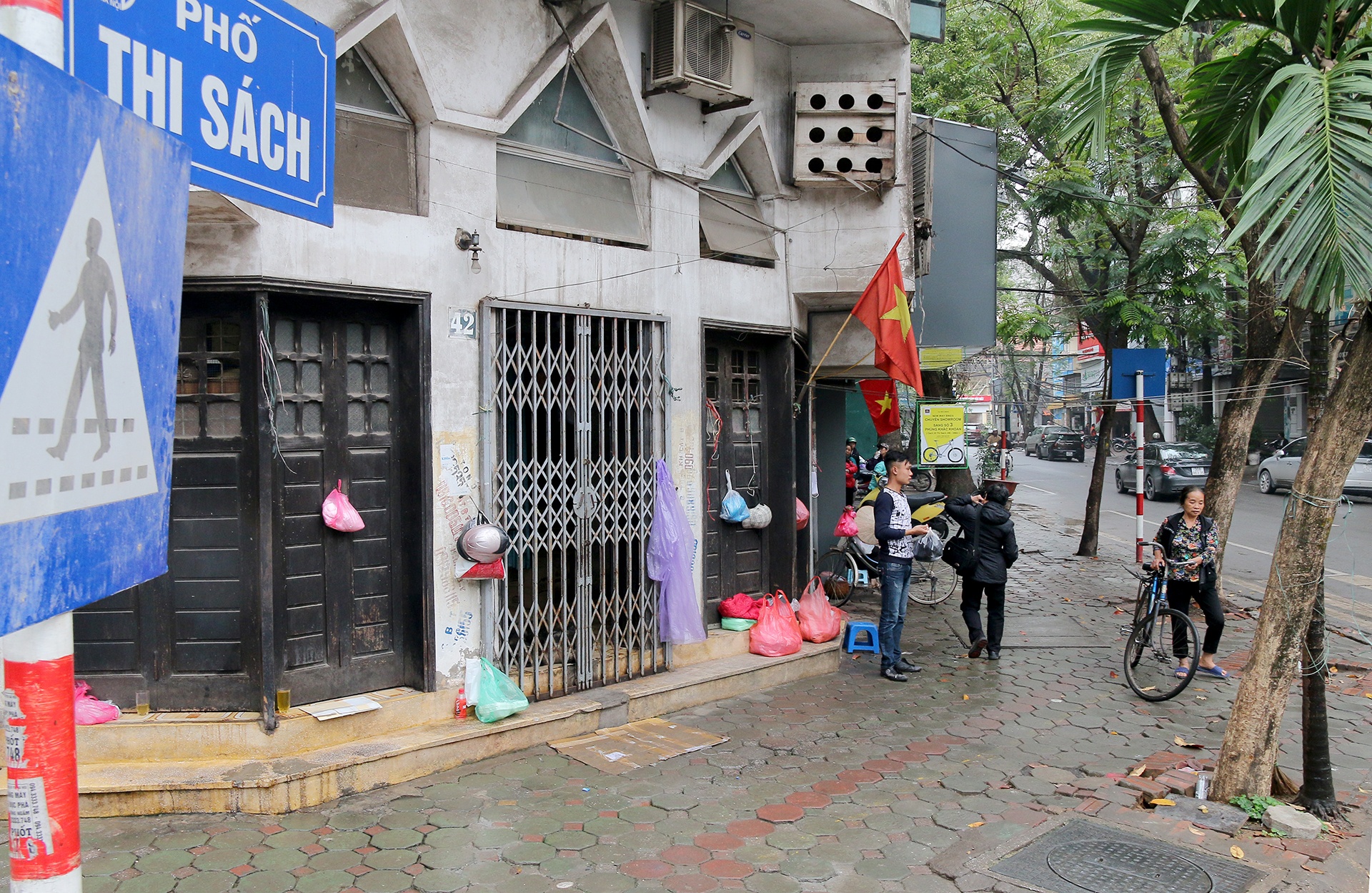 Gianh lai via he cho Hom anh 11