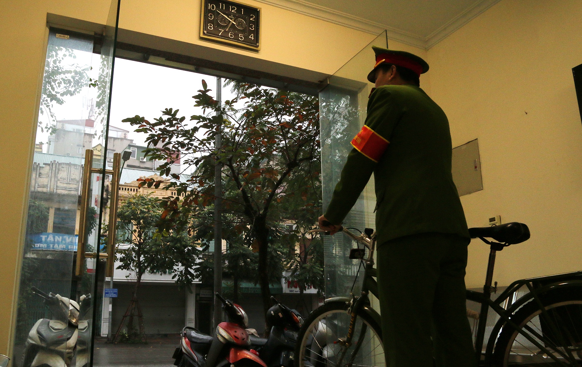 Gianh lai via he cho Hom anh 3