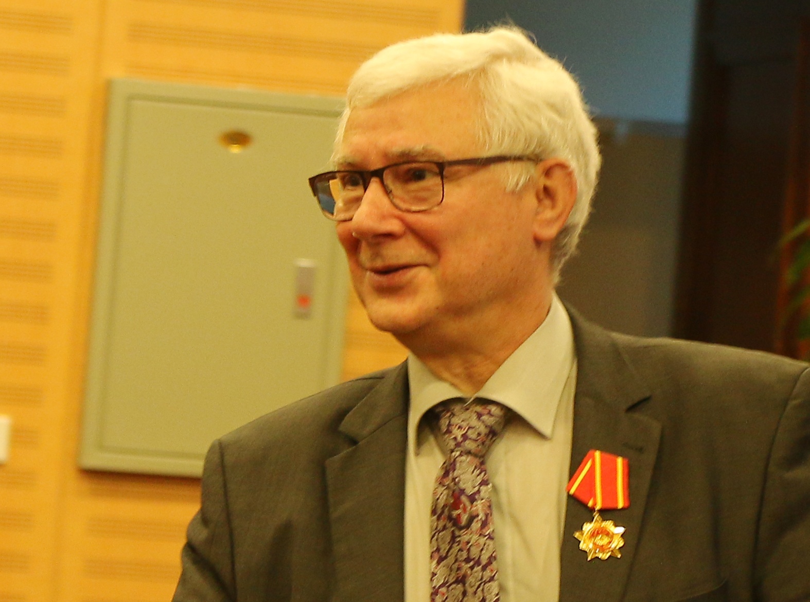 Giao su phau thuat tieu hoa hang dau the gioi lam viec tai Ha Noi hinh anh