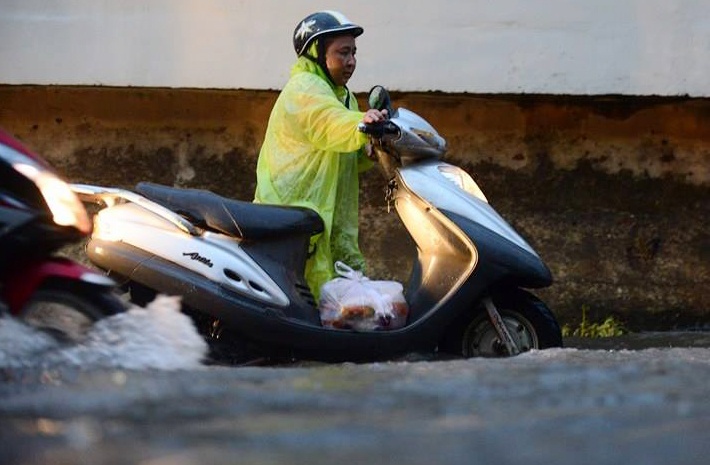 Sai Gon ngap sau trong mua lon anh 5