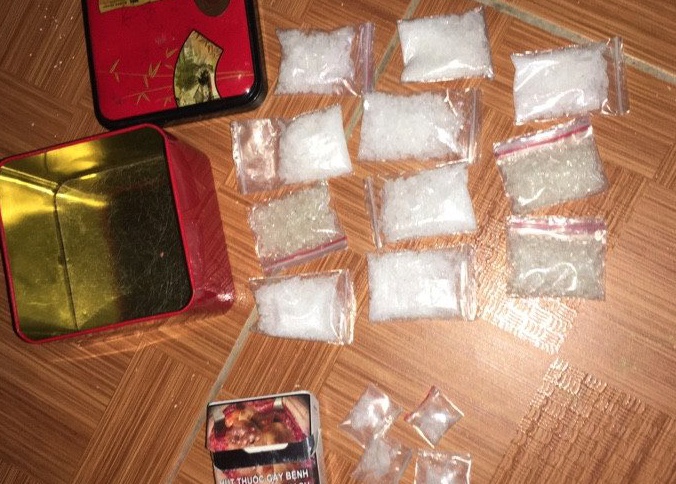 Tron bot mi vao ma tuy anh 6