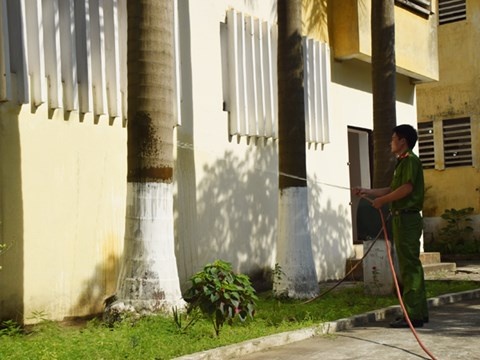 Pham nhan ngay nang nong anh 1