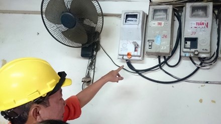 Trom cap dien, mot truong phong cua So Tai chinh bi phat 5 trieu hinh anh