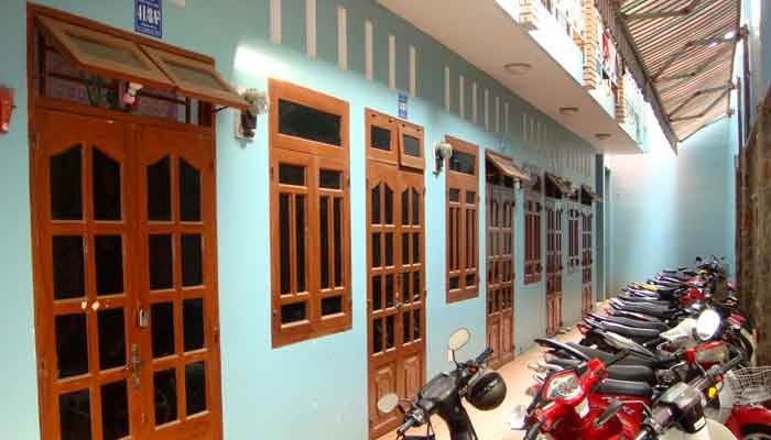 Thieu nu 16 tuoi co duoc tu thue nha tro khong? hinh anh