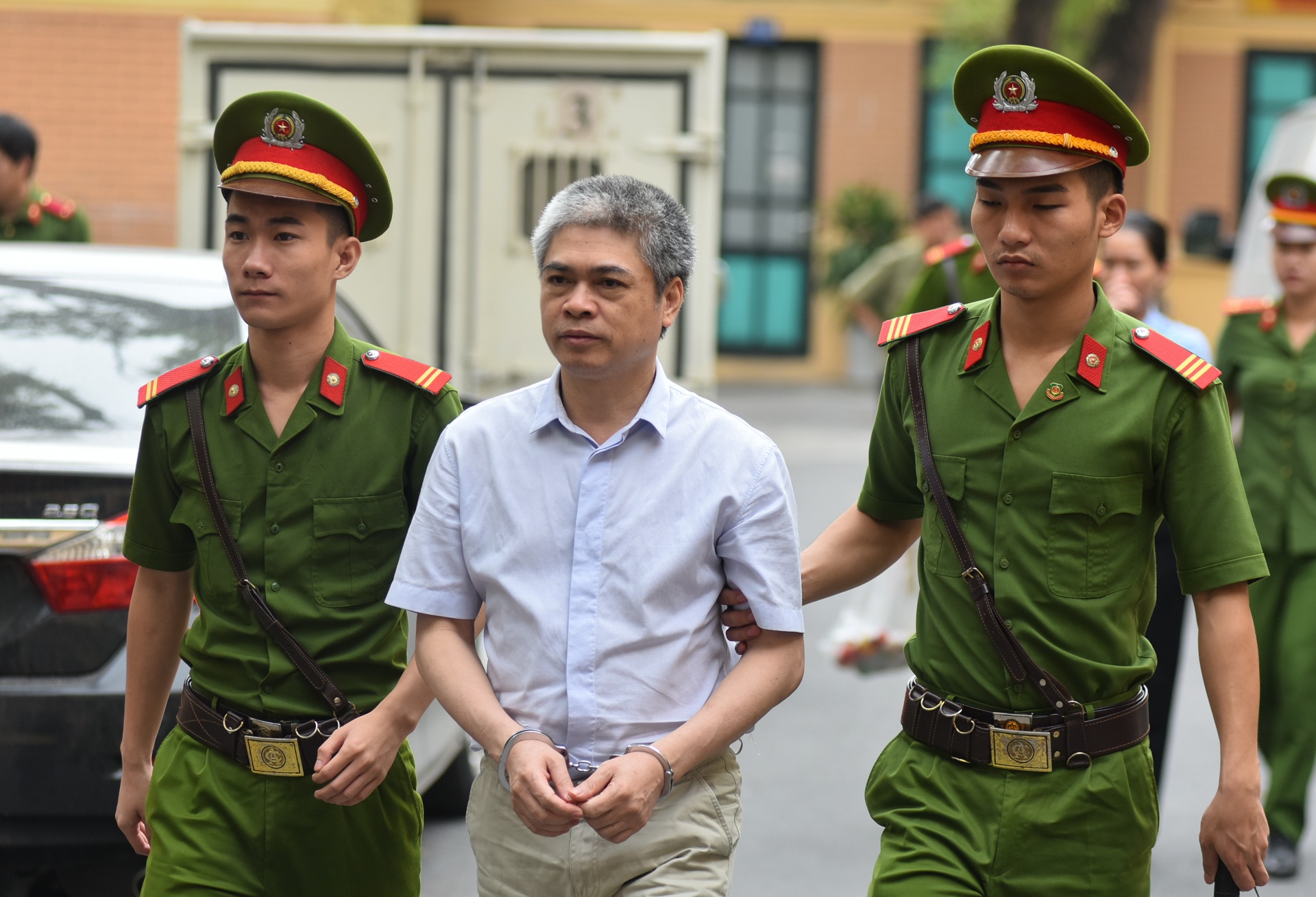 xét xử Hà Văn Thắm ảnh 2 xet xu Ha Van Tham anh 2